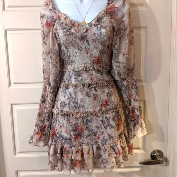 SNDYS. Floral Ruched Ruffle Bodycon Puff Sleeve Mini Dress - Picture 4 of 7